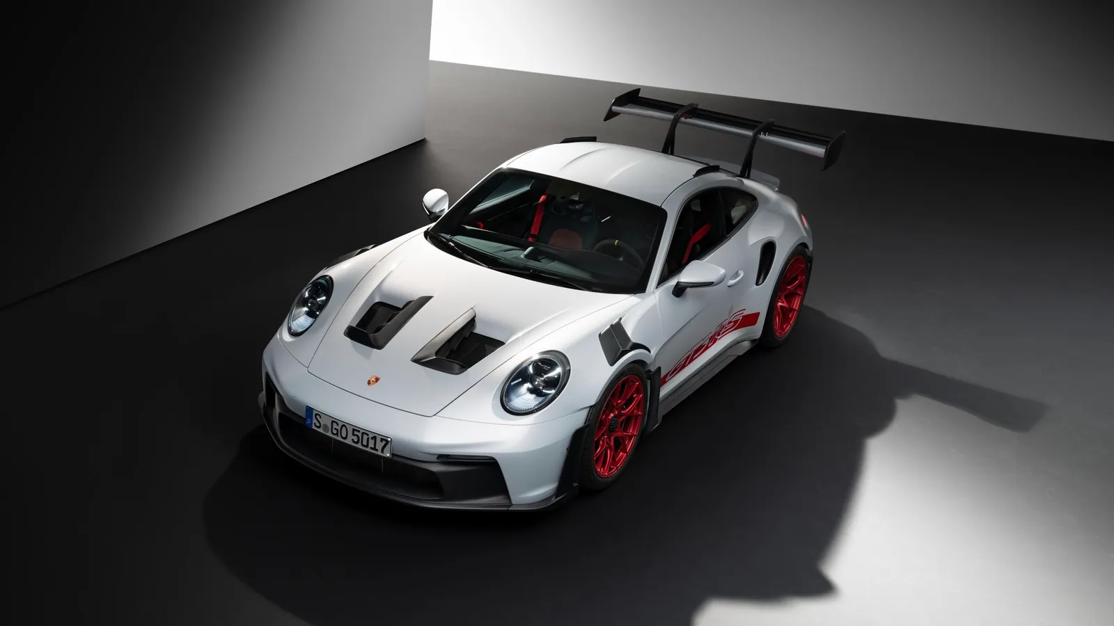 GT3 RS z przodu pod kątem, z góry